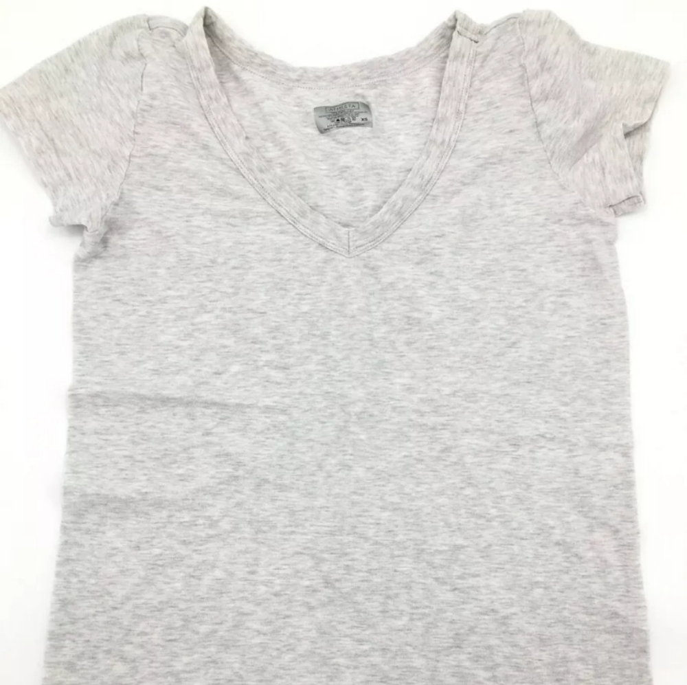 Athleta Short Sleeve Vneck Tee Shirt Organic cotto